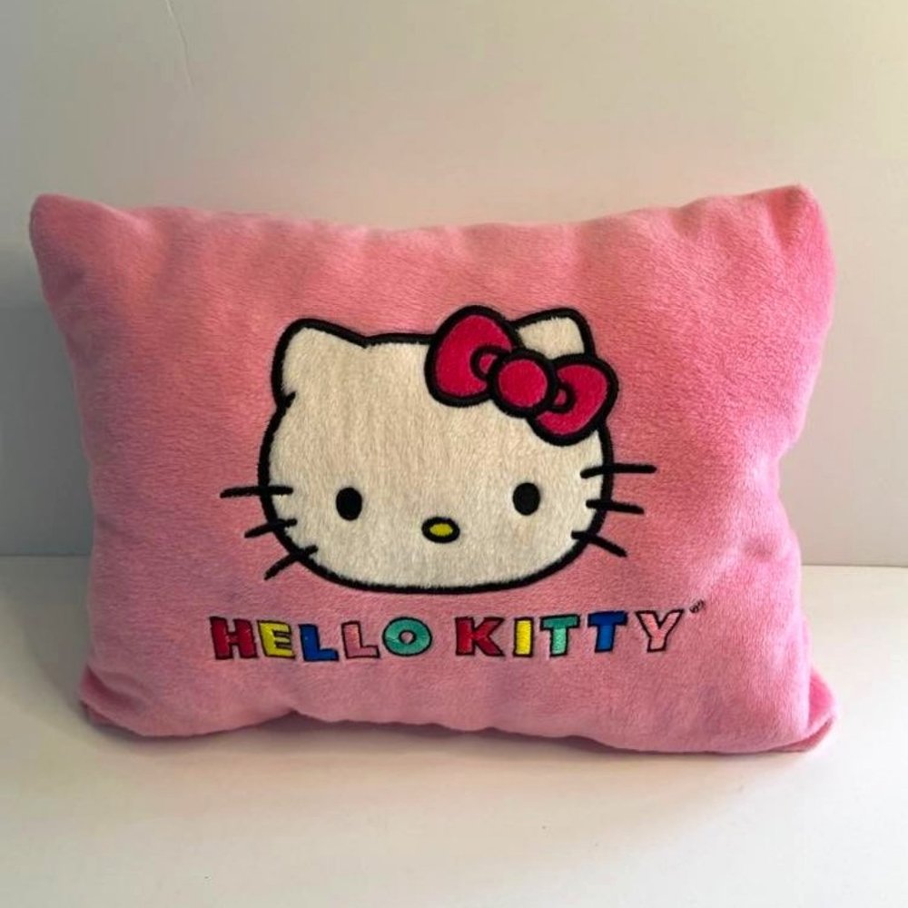Hello Kitty Pillow with Hello Kitty inside Zipper